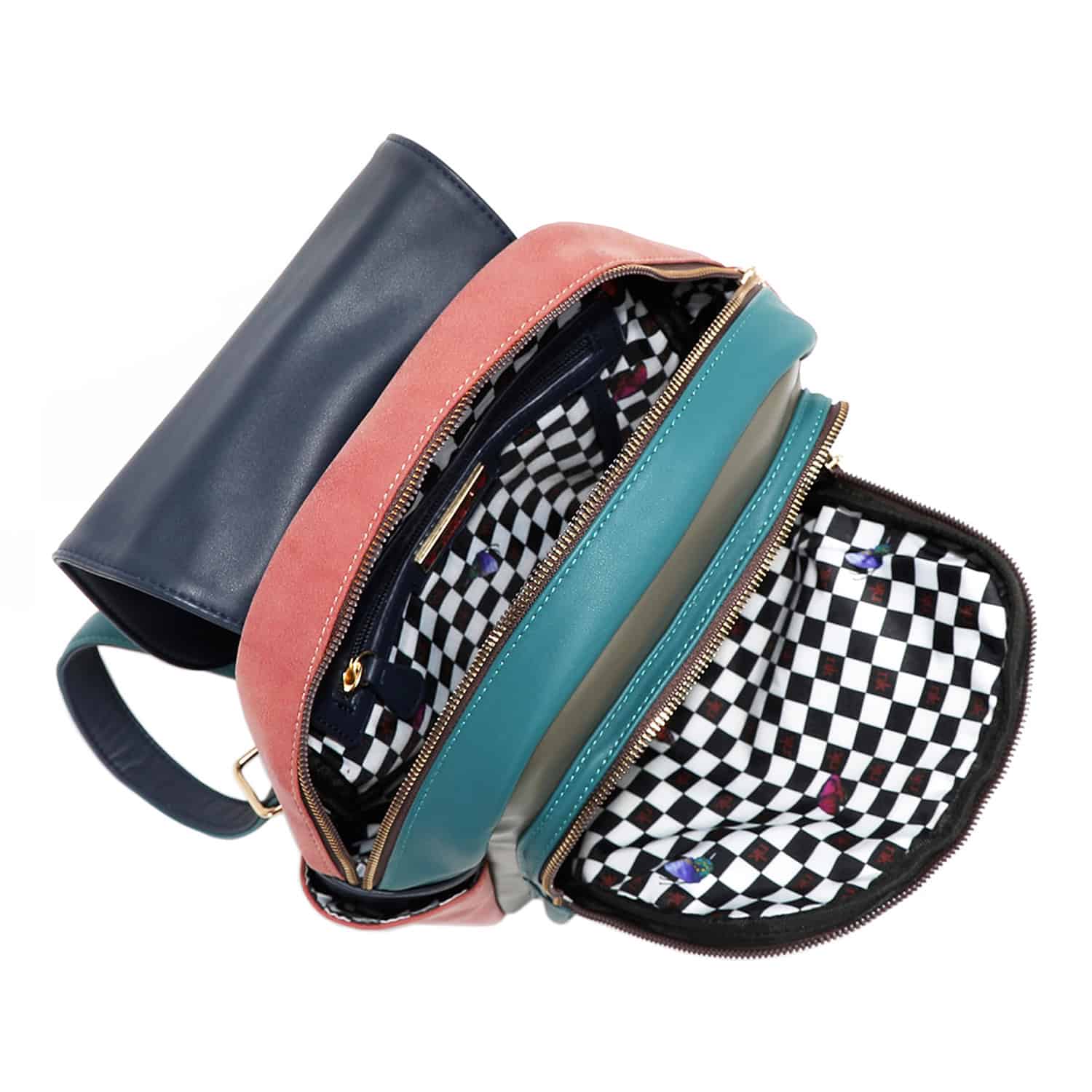 NK12631-NK GOES SHOPPING- INTERIOR