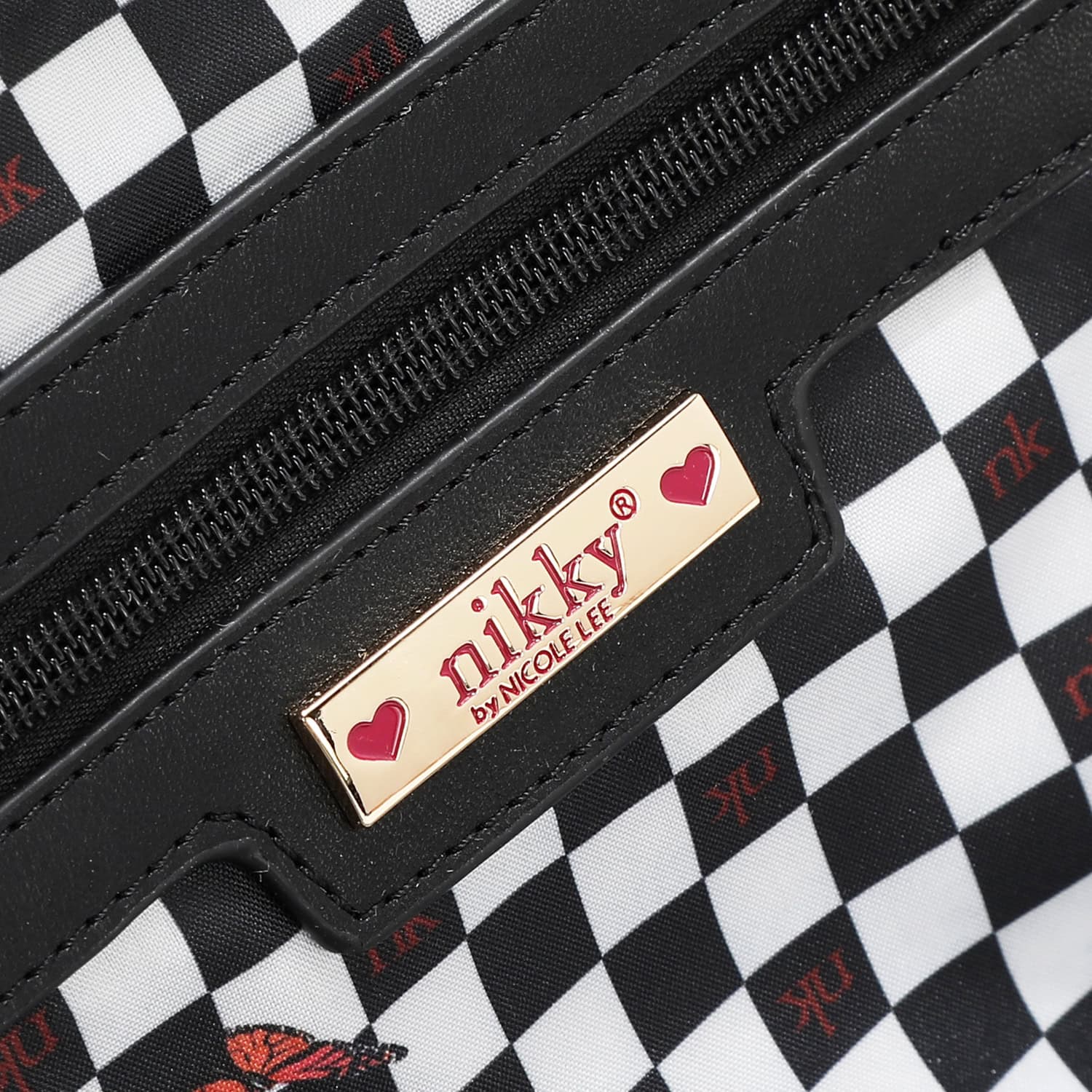 NK12817-CIEGA POR TI- INTERIOR LOGO