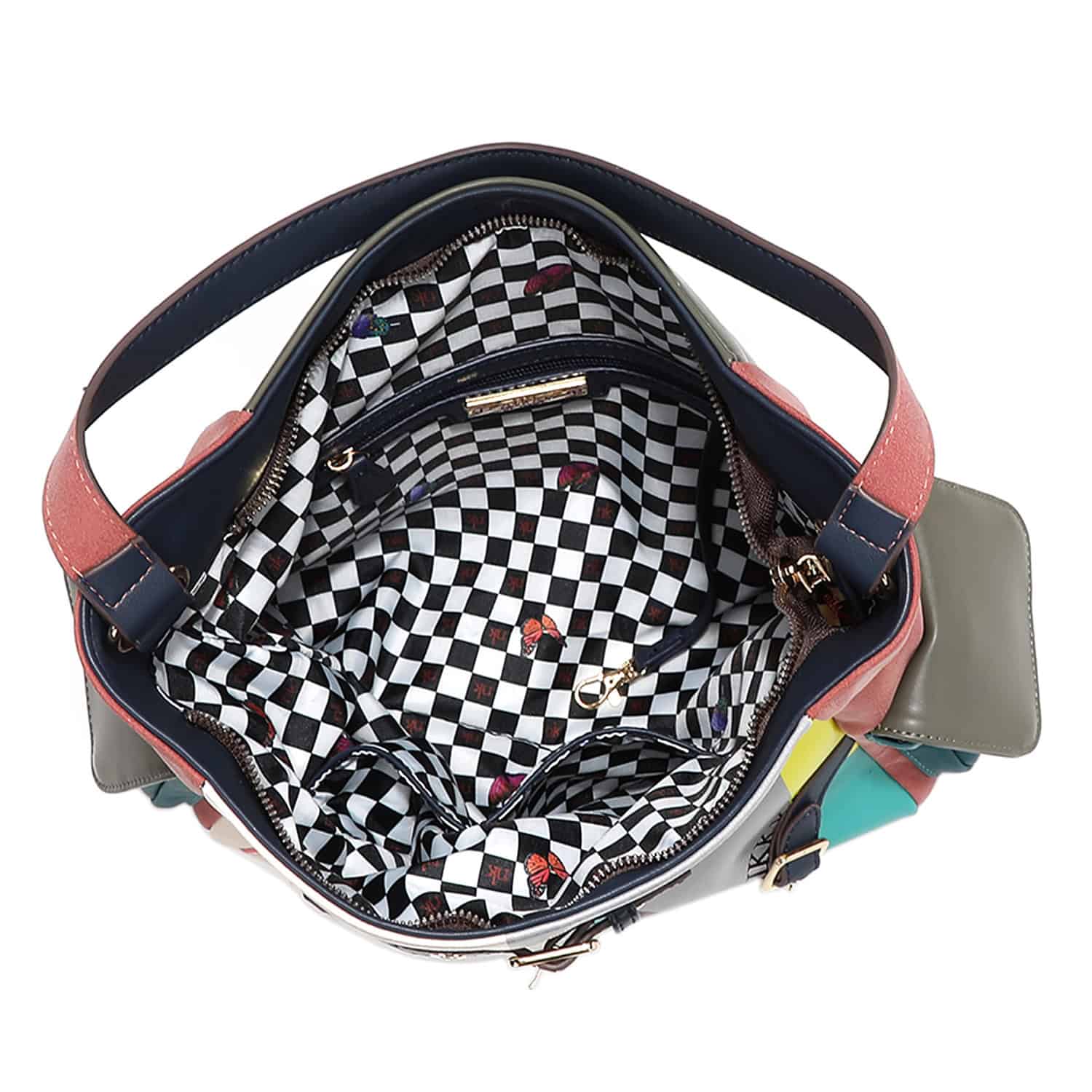 NK12825-NK GOES SHOPPING- INTERIOR