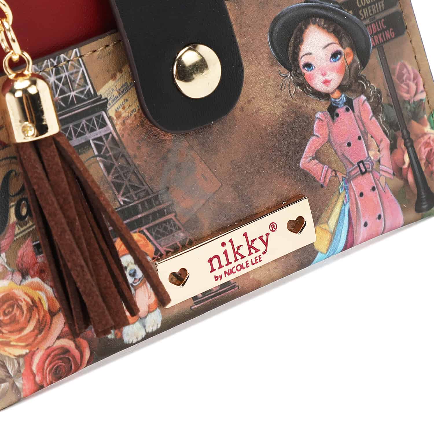 NK22516-EMILY GOES PARIS- LOGO