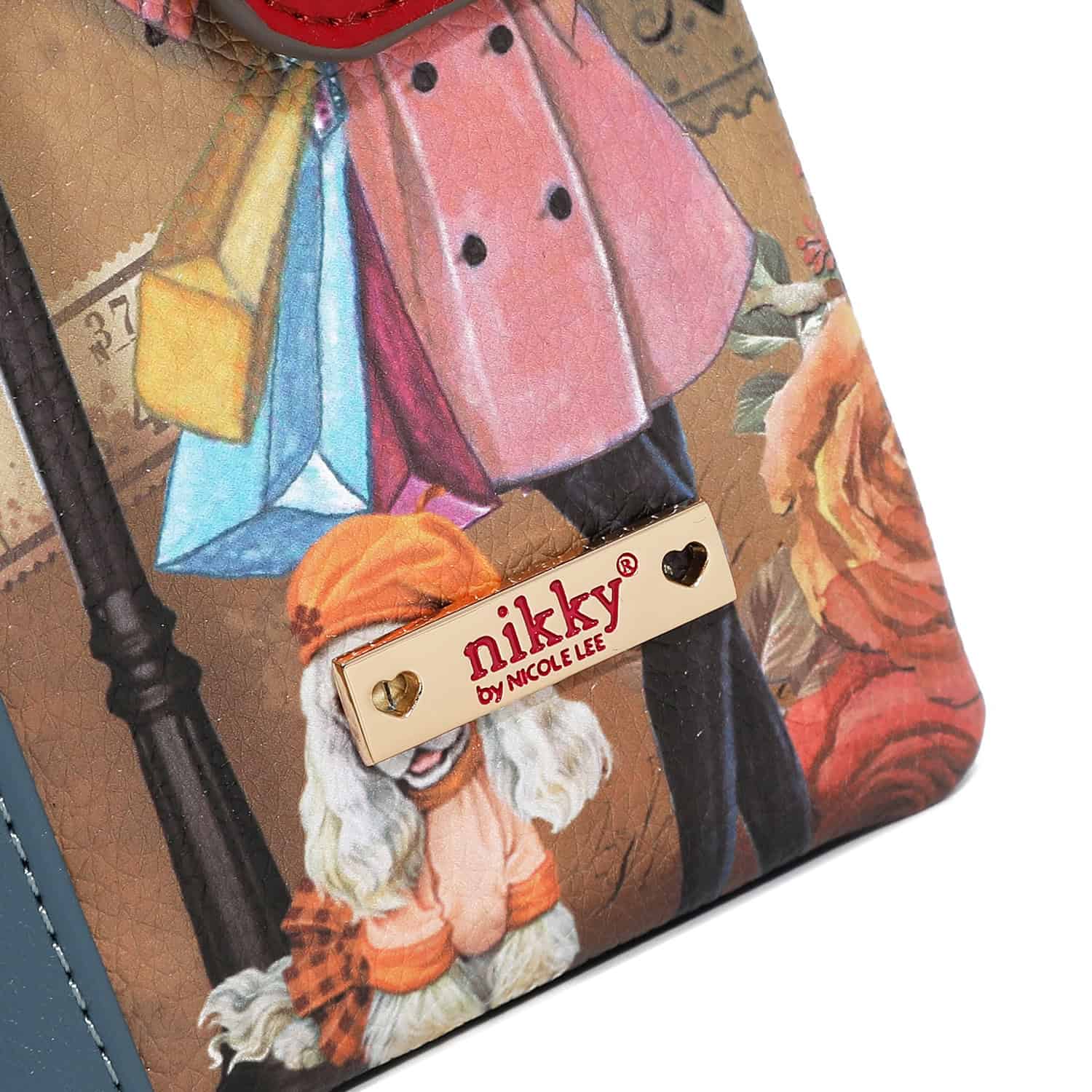 NK22520-EMILY GOES PARIS- LOGO